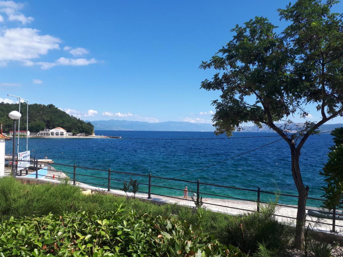 Lilianka Hotel Selce Kültér fotó