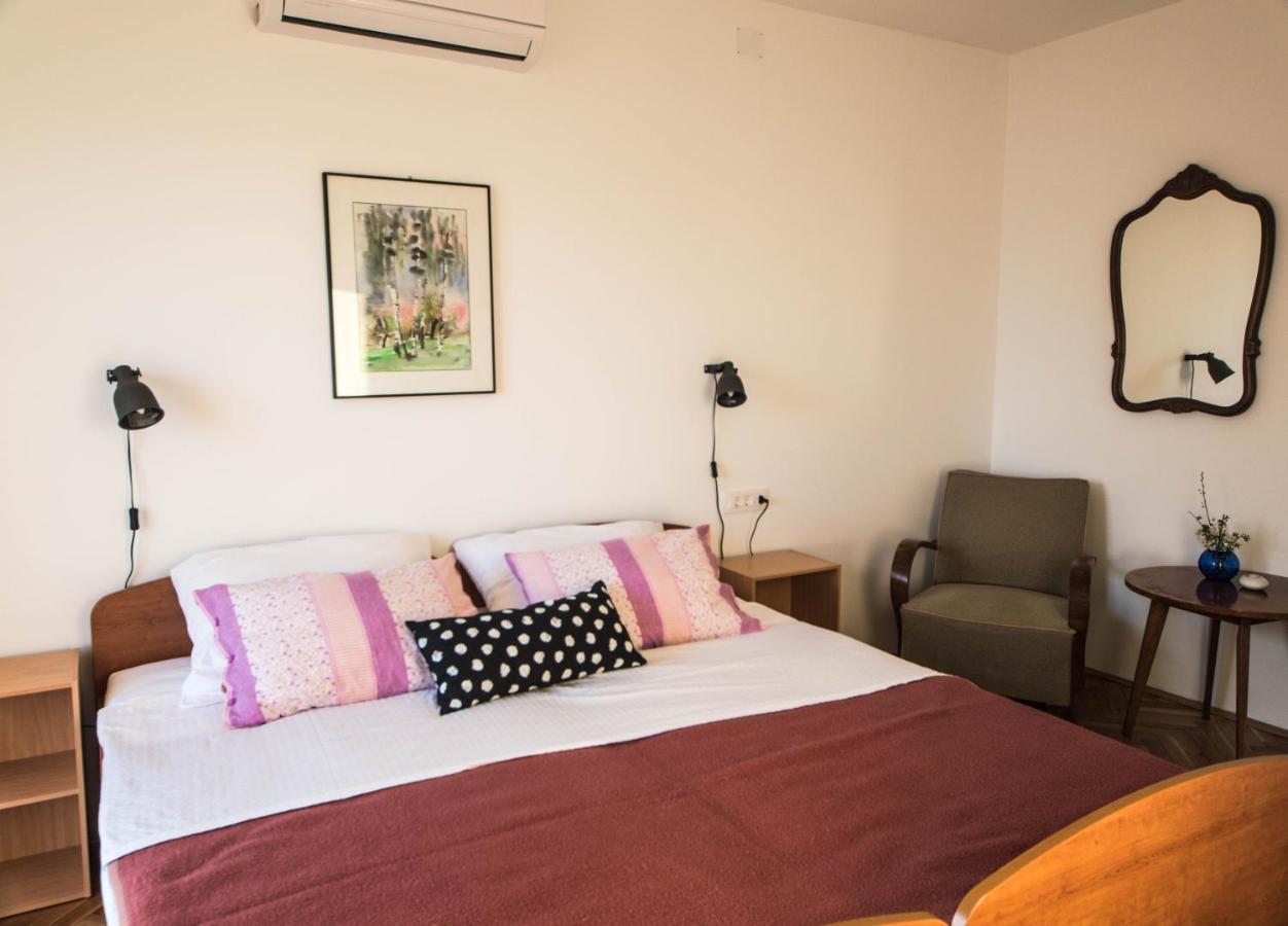 Lilianka Hotel Selce Kültér fotó