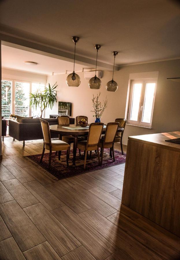 Lilianka Hotel Selce Kültér fotó